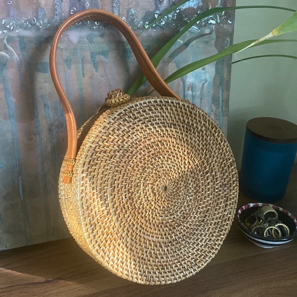 Amerii woven wicker rattan handbag - Picture 5 of 7